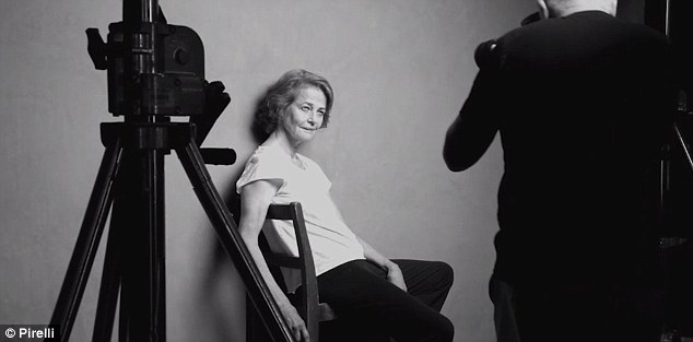 3ada4f0000000578-3984474-action_charlotte_rampling_is_seen_striking_a_pose_in_this_behind-m-70_1480467801860